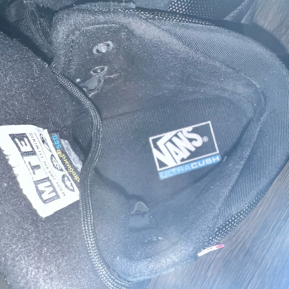 MTE UltraRange EXO Hi Shoe Uni sizing size THEY ARE 7.5 IN MEN/9 IN WOMEN - Picture 7 of 11